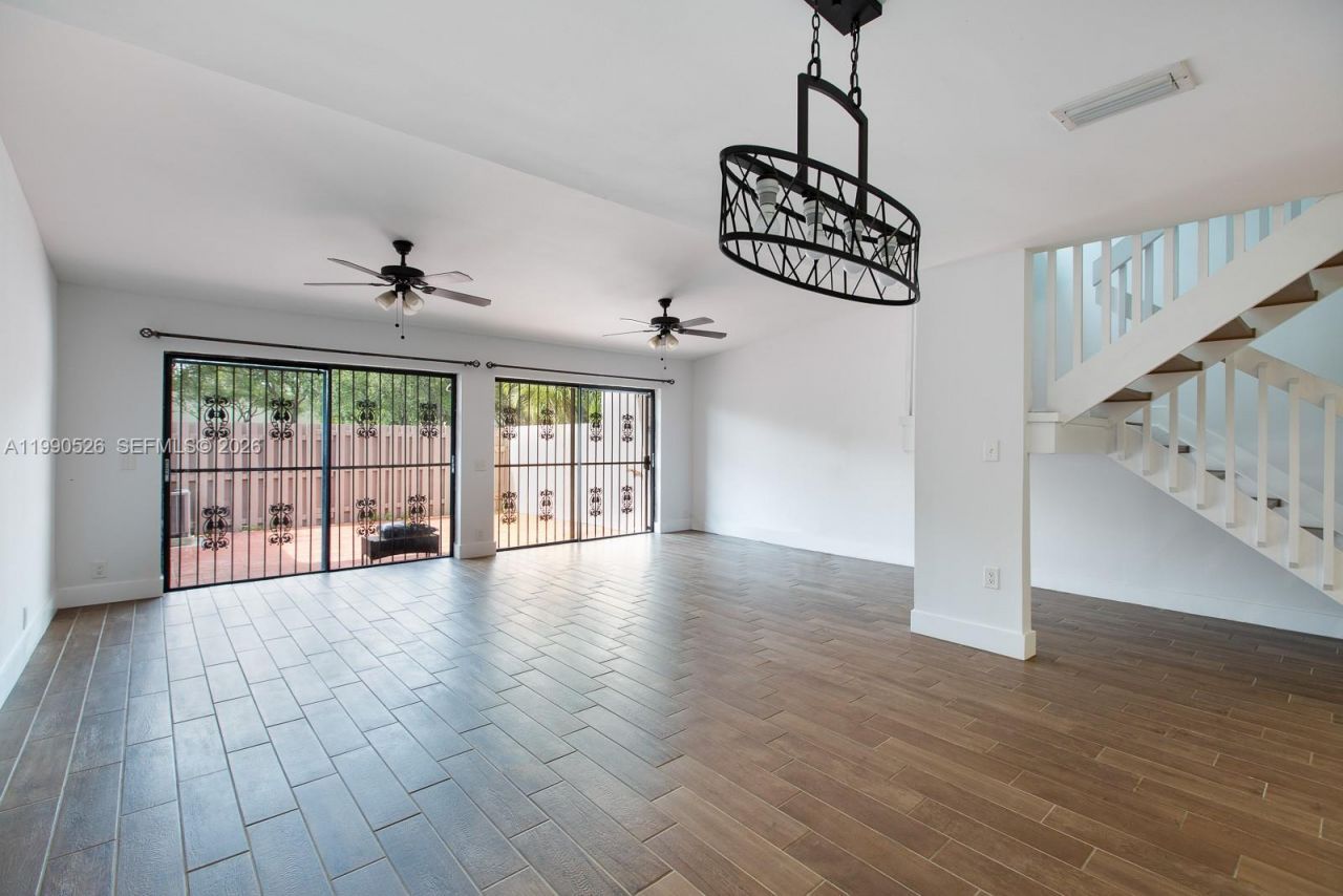 10520 SW 75th Ln , Miami, FL 33173 Photo