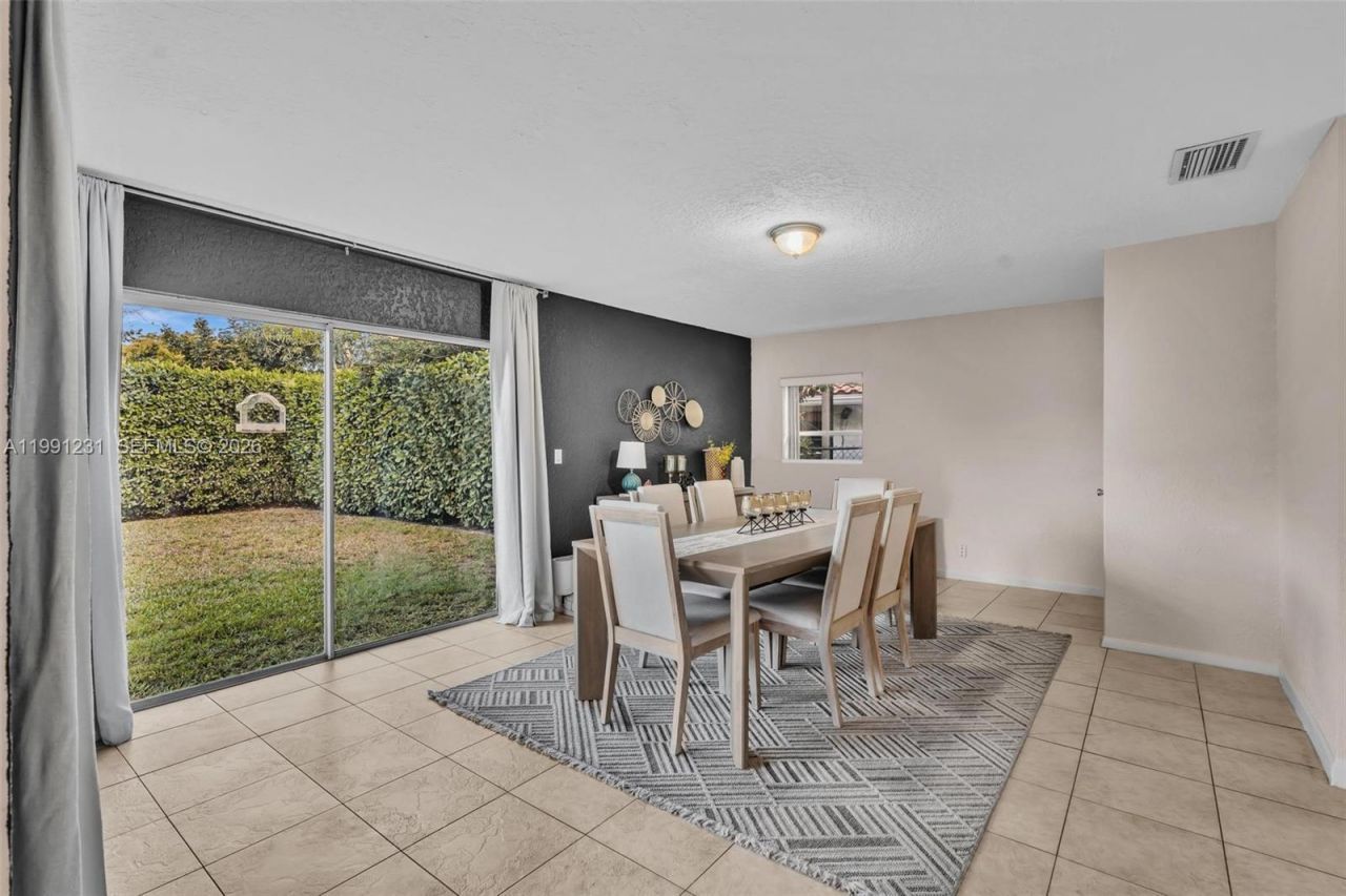 1718 NW 97th Ave , Coral Springs, FL 33071 Photo