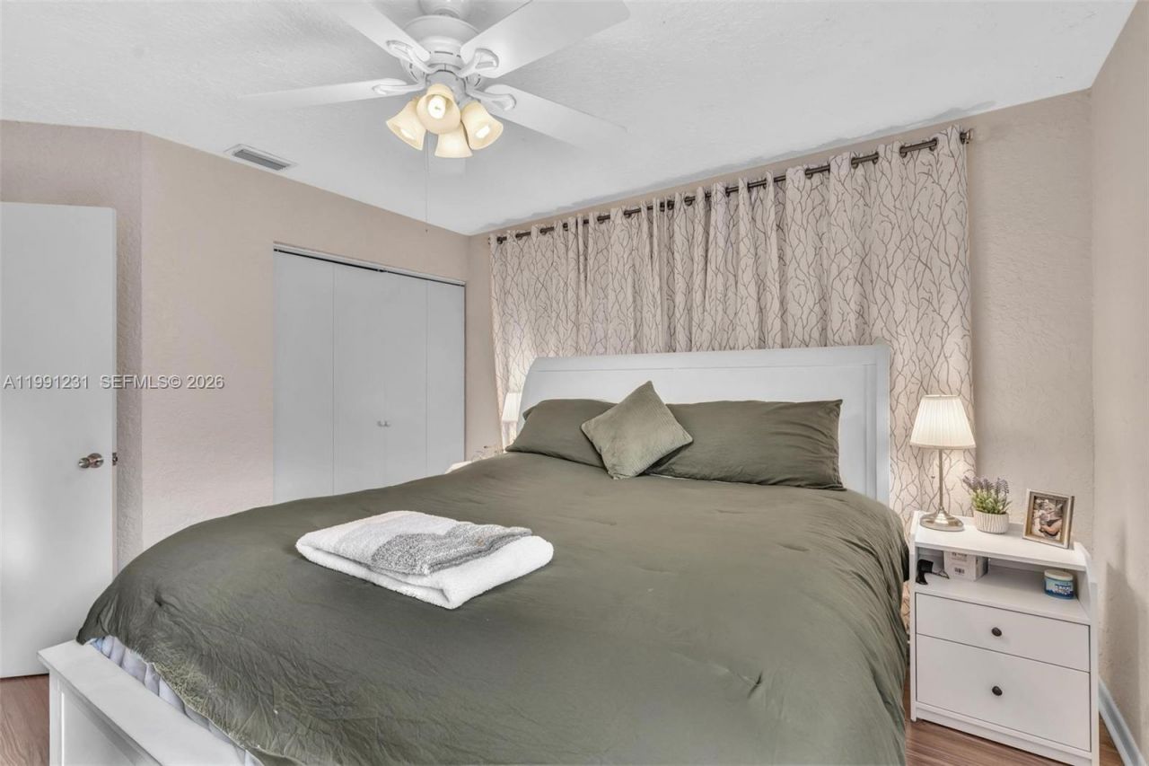 1718 NW 97th Ave , Coral Springs, FL 33071 Photo