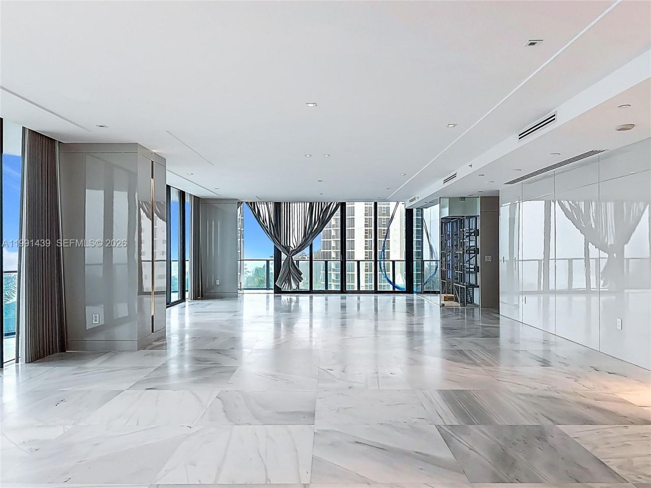 19575 Collins Ave, Unit 5, Sunny Isles Beach, FL 33160 Photo