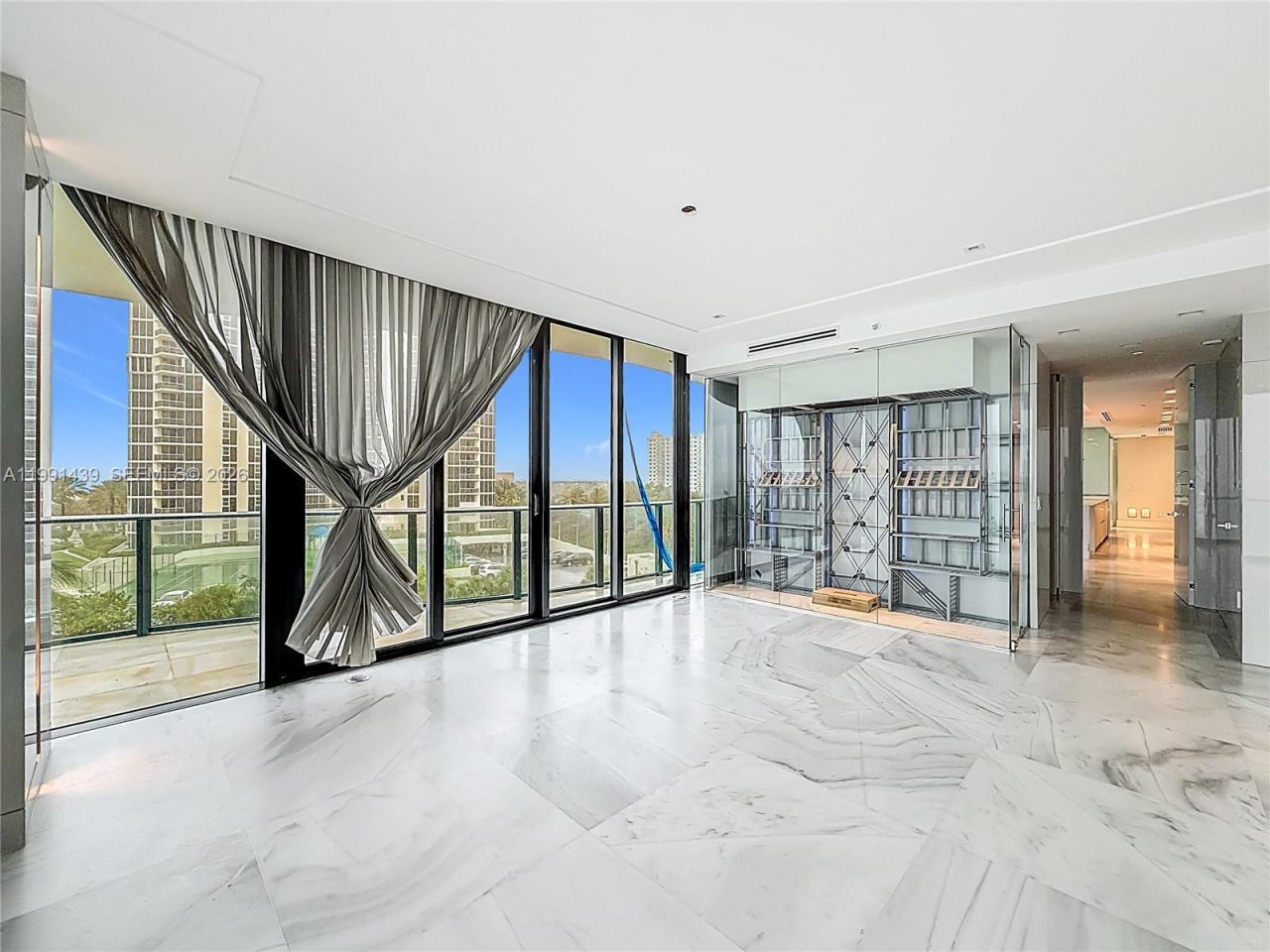 19575 Collins Ave, Unit 5, Sunny Isles Beach, FL 33160 Photo