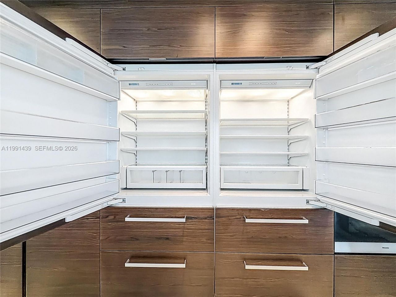 19575 Collins Ave, Unit 5, Sunny Isles Beach, FL 33160 Photo