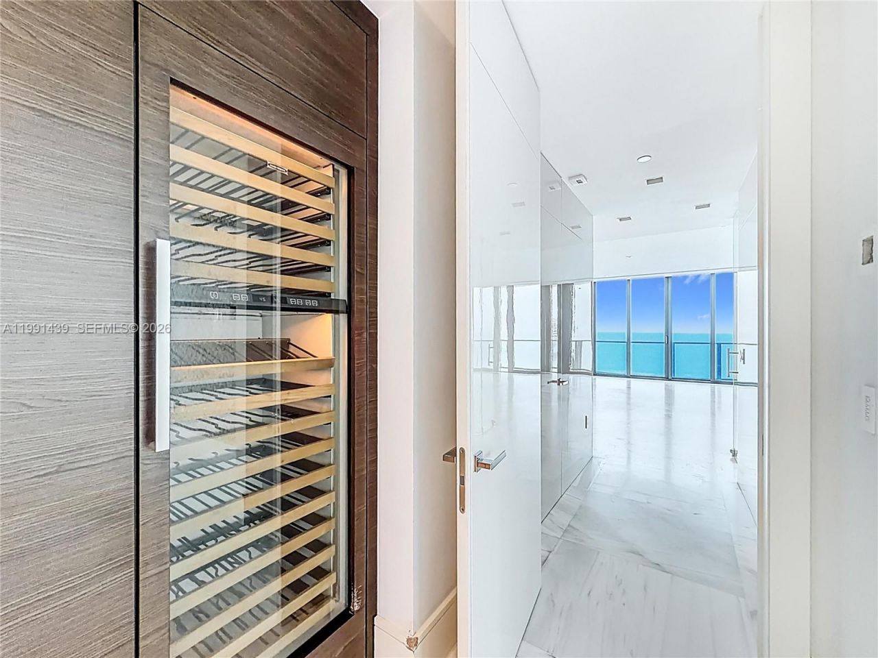 19575 Collins Ave, Unit 5, Sunny Isles Beach, FL 33160 Photo