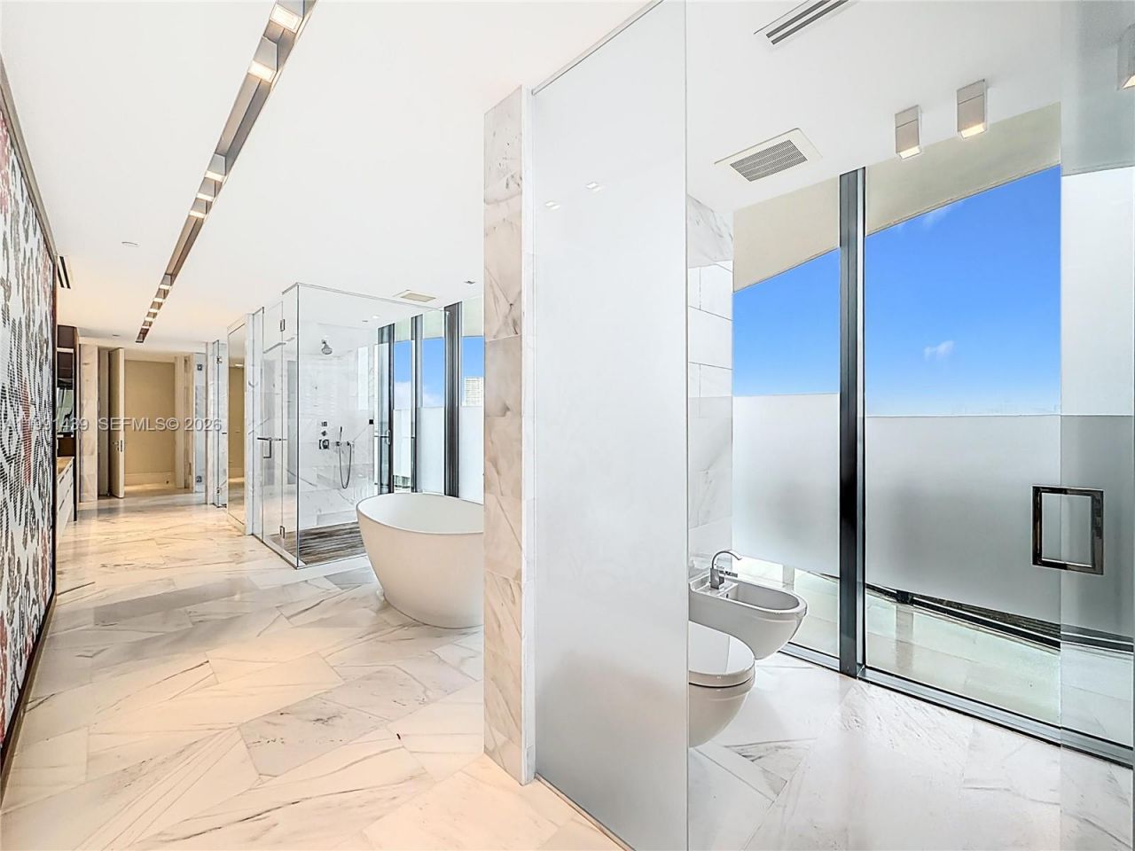 19575 Collins Ave, Unit 5, Sunny Isles Beach, FL 33160 Photo