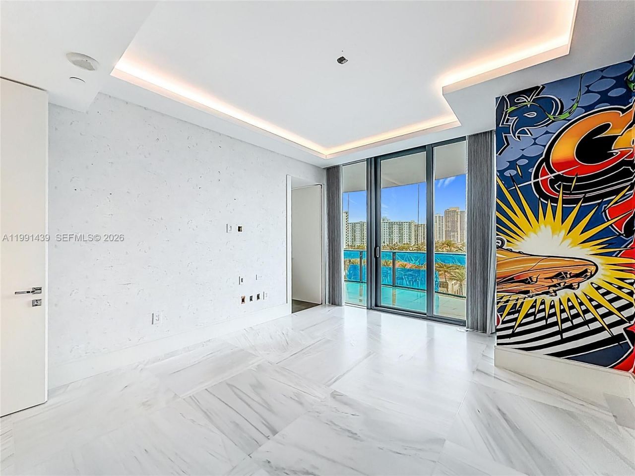 19575 Collins Ave, Unit 5, Sunny Isles Beach, FL 33160 Photo