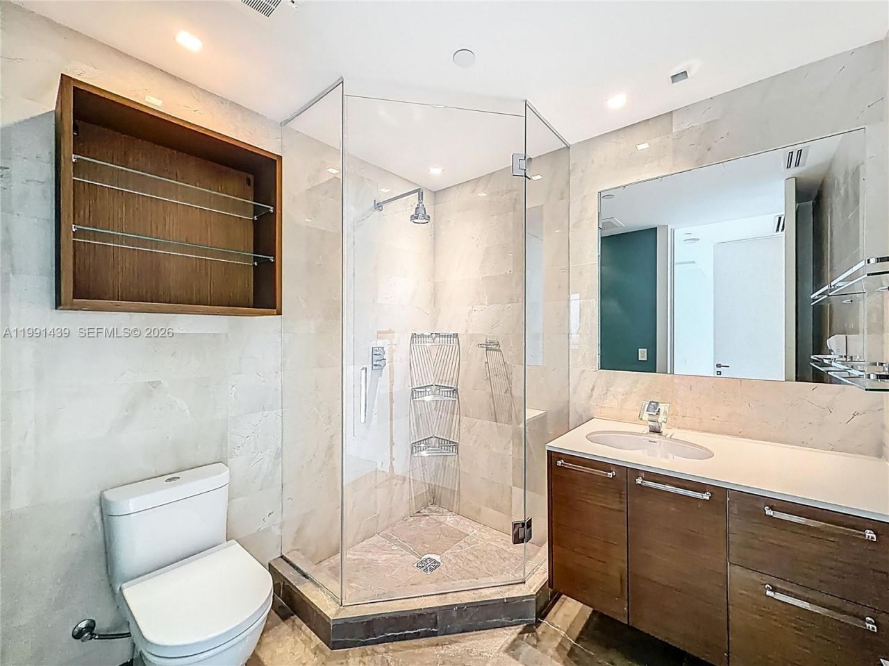 19575 Collins Ave, Unit 5, Sunny Isles Beach, FL 33160 Photo