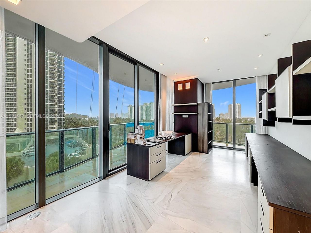 19575 Collins Ave, Unit 5, Sunny Isles Beach, FL 33160 Photo