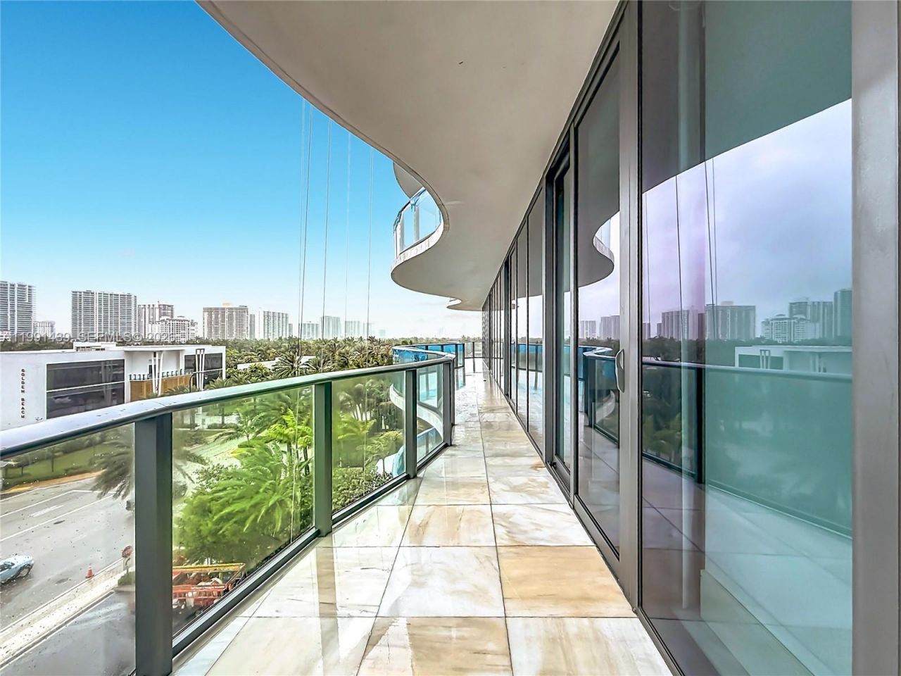 19575 Collins Ave, Unit 5, Sunny Isles Beach, FL 33160 Photo