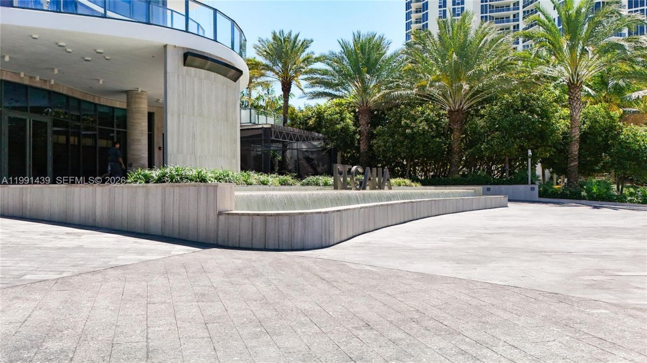 19575 Collins Ave, Unit 5, Sunny Isles Beach, FL 33160 Photo