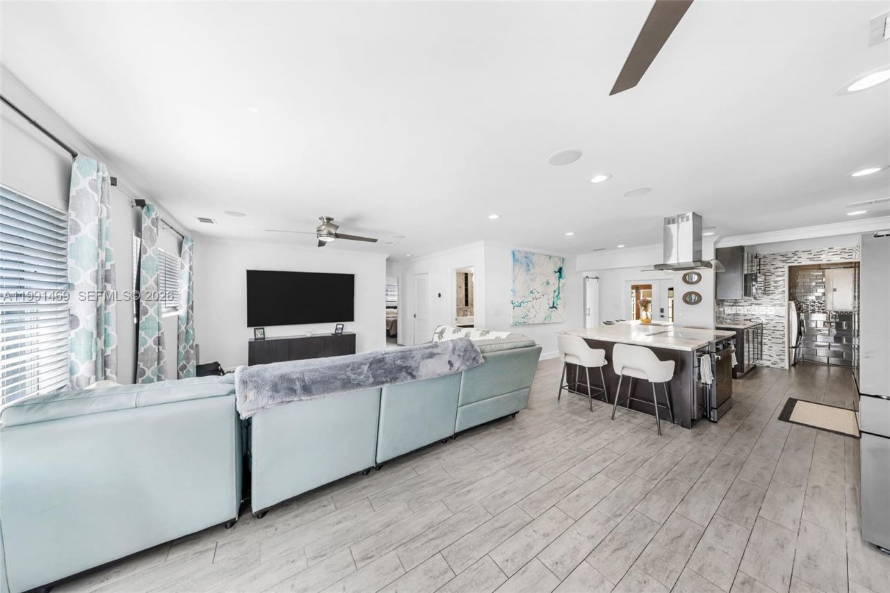 1721 SW 35th Ave, Fort Lauderdale, FL 33312 Photo