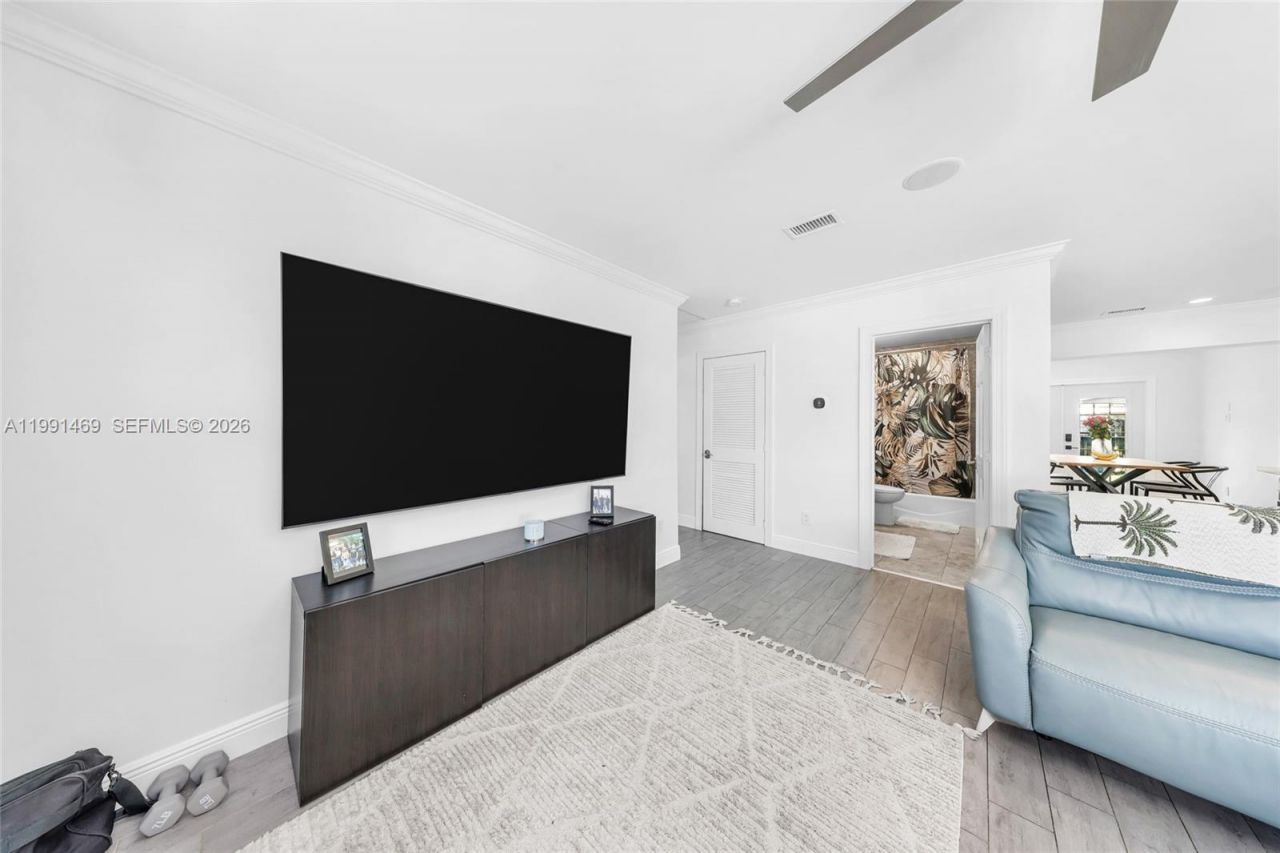 1721 SW 35th Ave, Fort Lauderdale, FL 33312 Photo