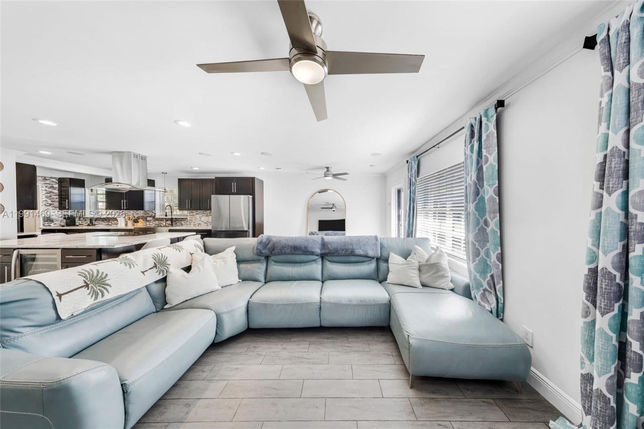 1721 SW 35th Ave, Fort Lauderdale, FL 33312 Photo