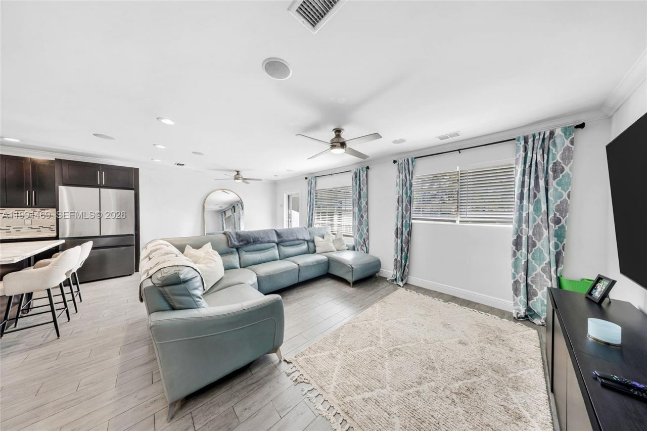 1721 SW 35th Ave, Fort Lauderdale, FL 33312 Photo