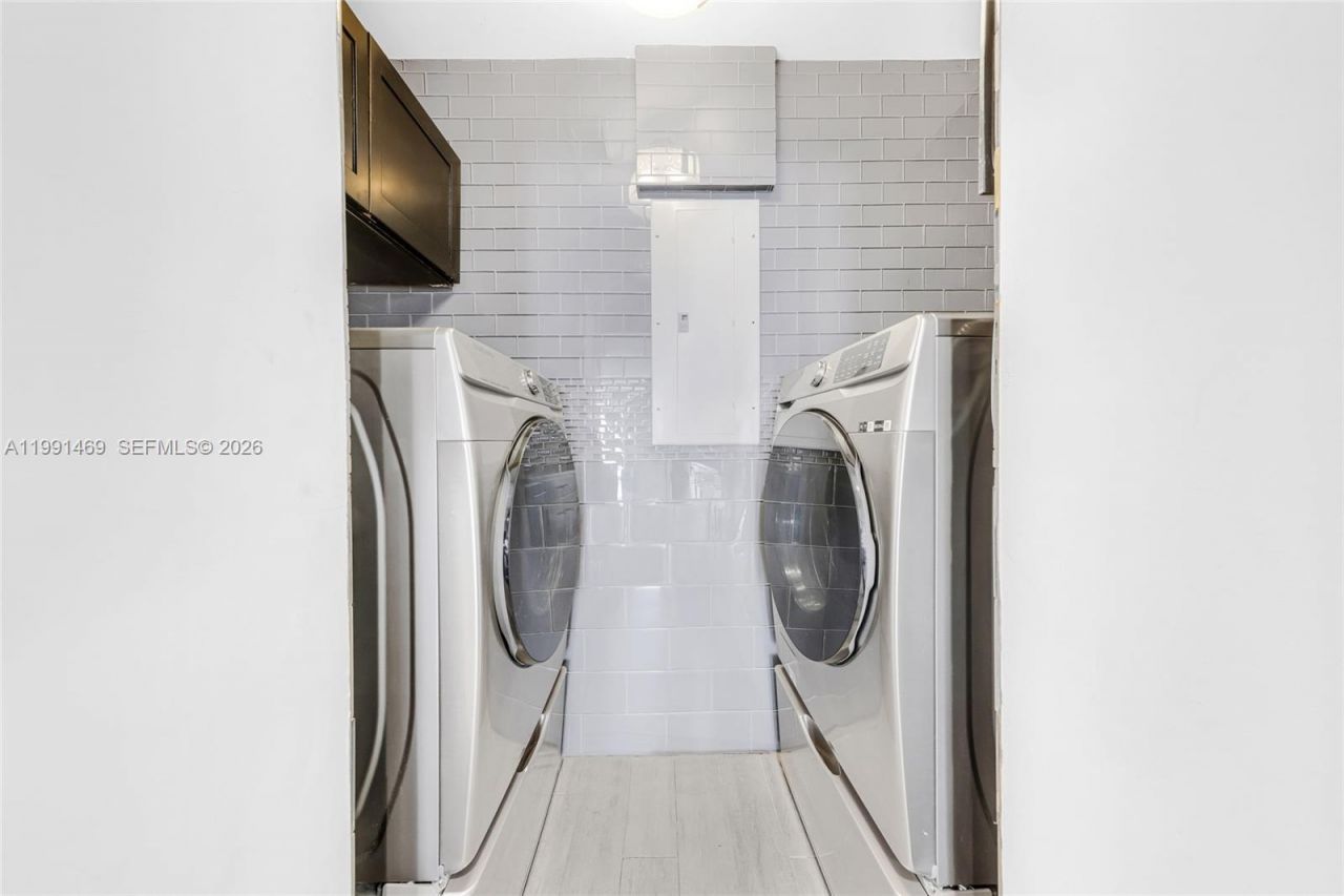 1721 SW 35th Ave, Fort Lauderdale, FL 33312 Photo