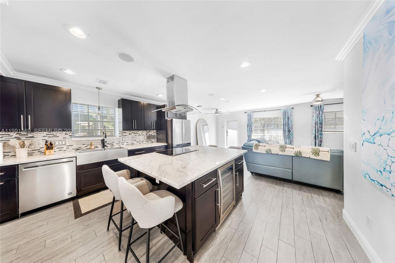 1721 SW 35th Ave, Fort Lauderdale, FL 33312 Photo