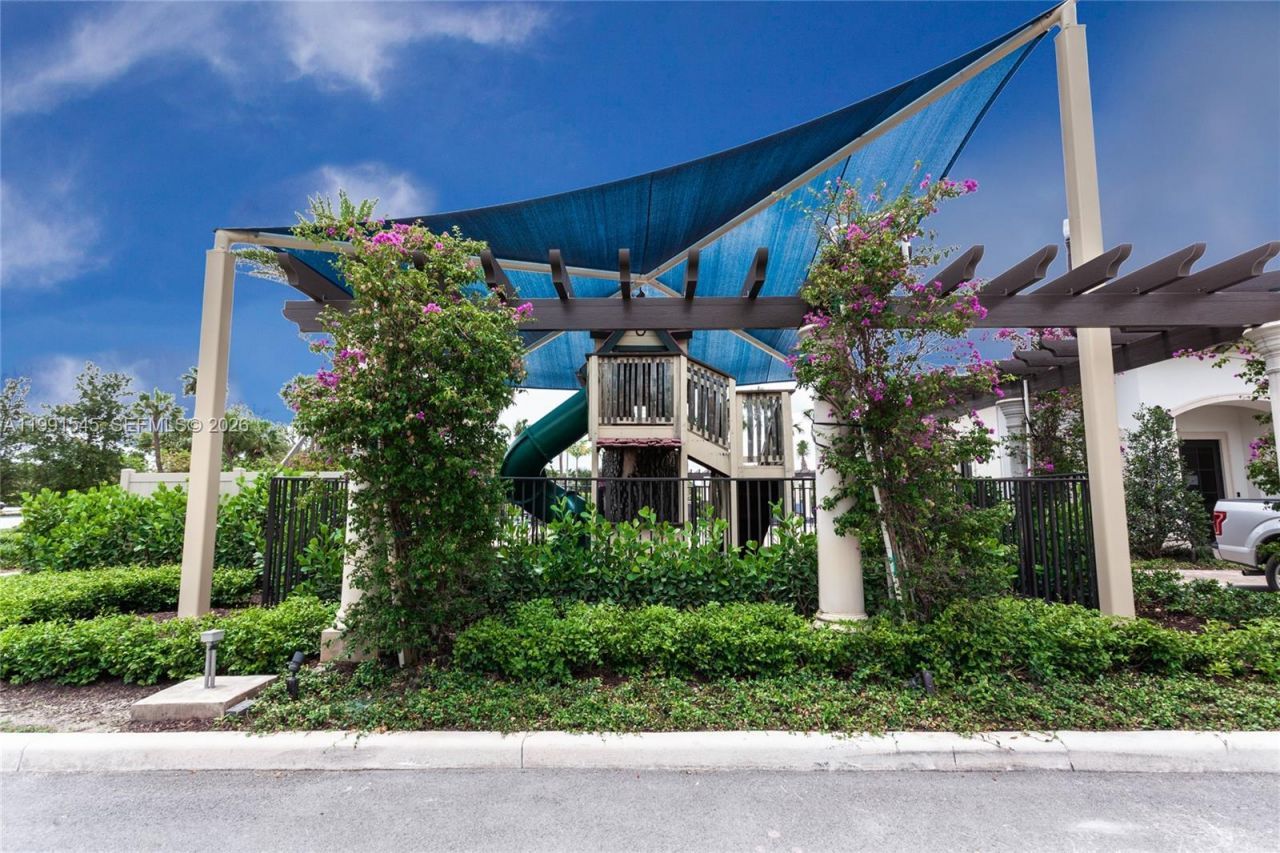 11340 SW 16th St , Unit 11340, Pembroke Pines, FL 33025 Photo