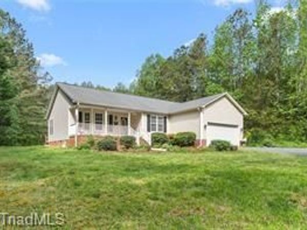 593 Dynasty Drive , Asheboro, NC 27205