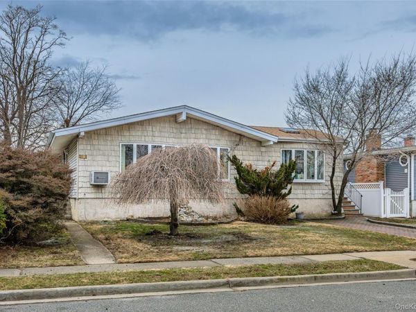 2582 Centre Avenue, Bellmore, NY 11710