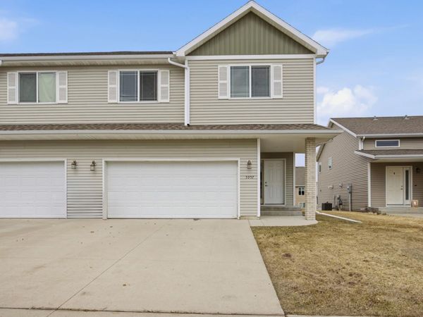 5957 57th Avenue S, Fargo, ND 58104