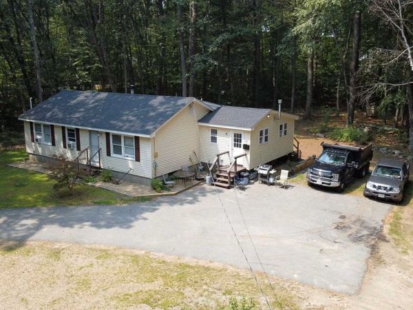 12 W Shore Park Road, Kingston, NH 03848