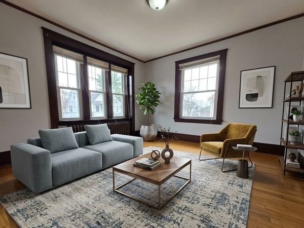 19 Rowe St, Unit 2, Newton, MA 02466