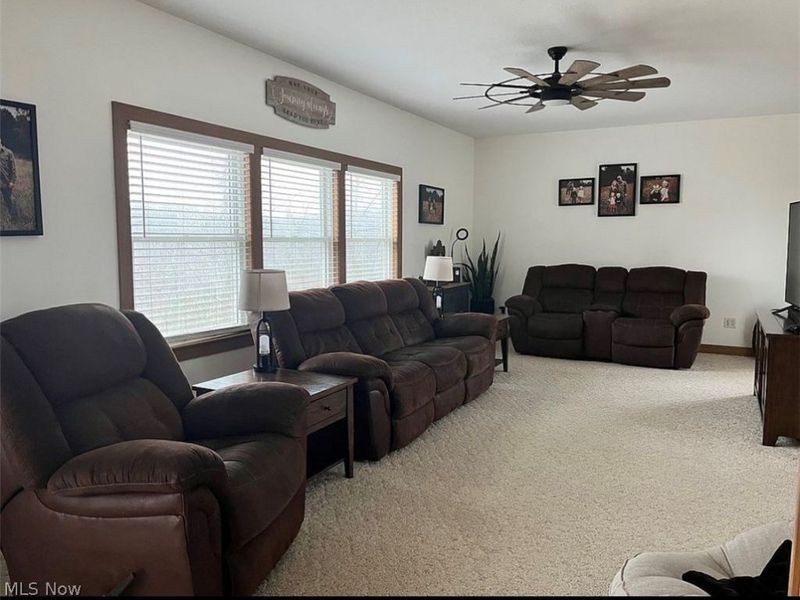 19129 Felton Road, Stewart, OH 45778 Photo 14