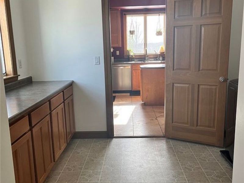 19129 Felton Road, Stewart, OH 45778 Photo 15