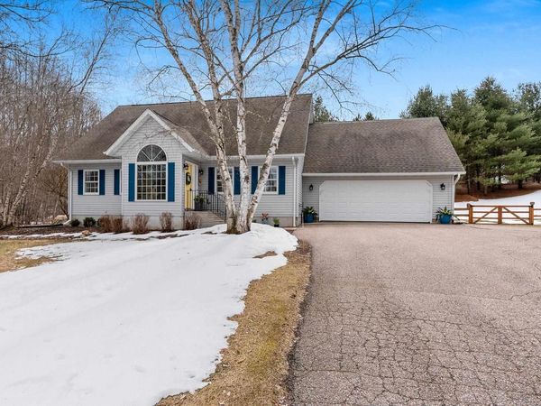 E1715 LAKE SHORE DRIVE, Iola, WI 54945