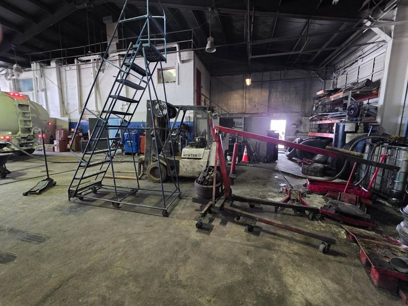 1525 Frank Road , Columbus, OH 43223 Photo 6