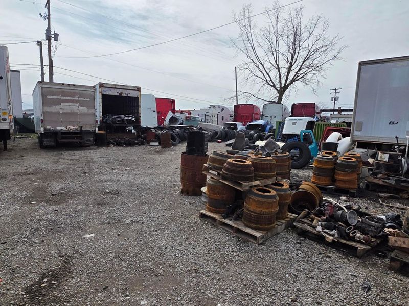 1525 Frank Road , Columbus, OH 43223 Photo 8