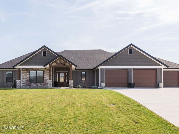 5006 SILO HILL LANE, Jefferson City, MO 65101