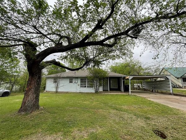 403 N Fairview Street , Keene, TX 76059