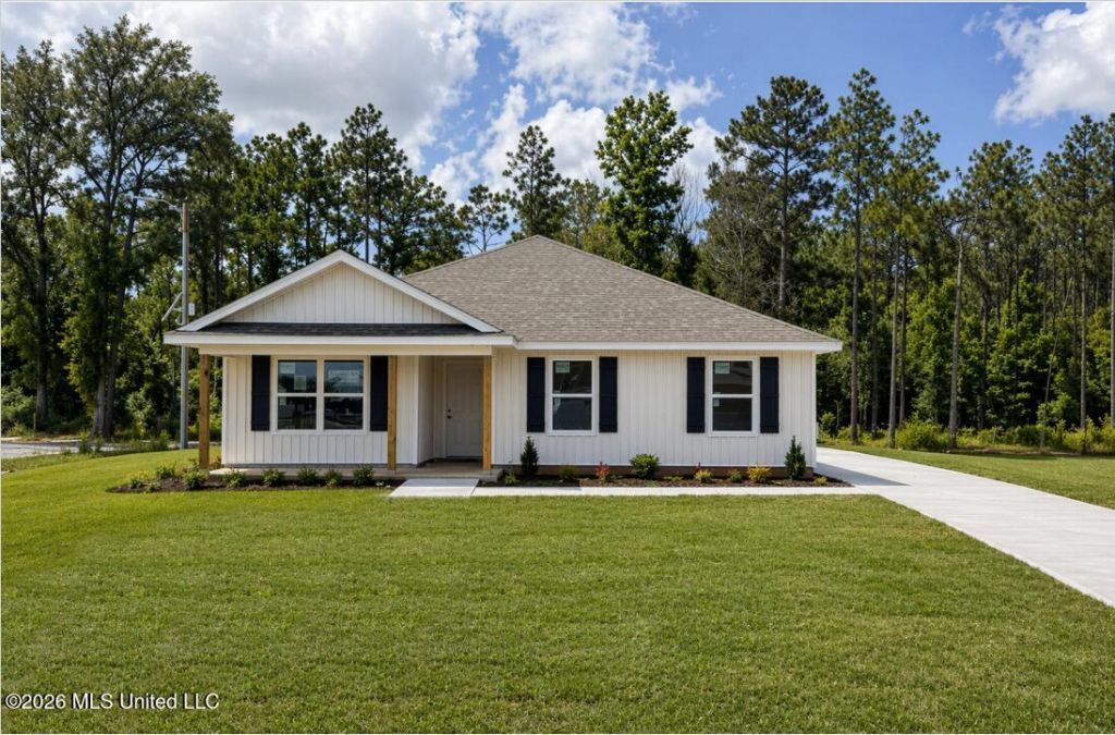 148 Kings Crossing Drive, Lucedale, MS 39452 Main Photo