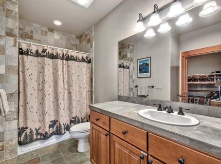 12712 Zurich Place, Truckee, CA 96161 Photo