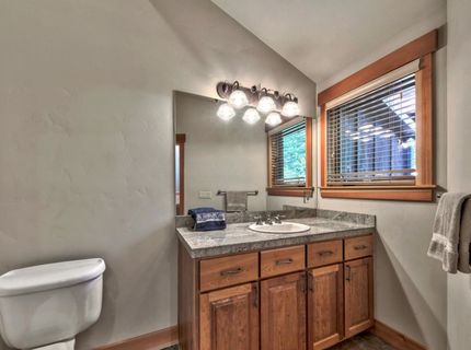 12712 Zurich Place, Truckee, CA 96161 Photo