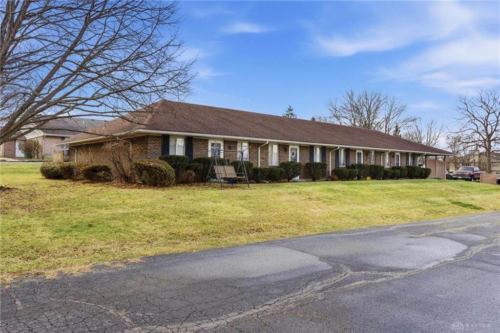 7637 Essington Circle, Washington Township, OH 45459 Main Photo