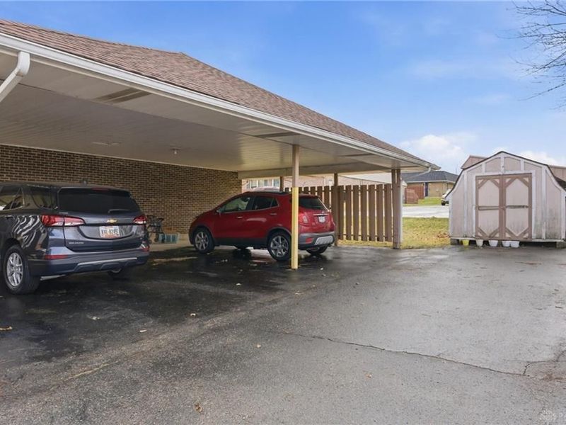 7637 Essington Circle, Washington Township, OH 45459 Photo 3