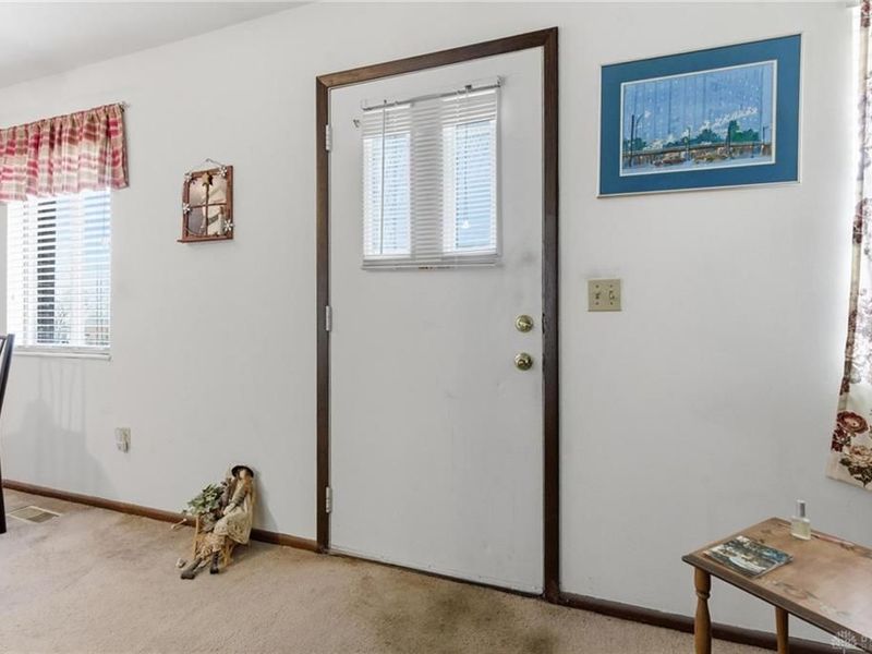 7637 Essington Circle, Washington Township, OH 45459 Photo 4