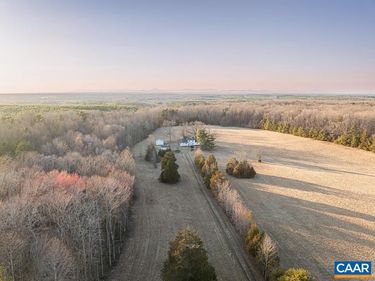 25805 N JAMES MADISON HWY, NEW CANTON, VA 23123