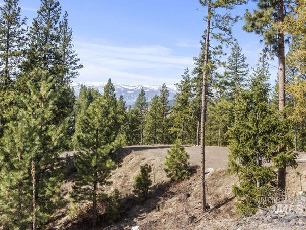 17 Tito Trail, Cascade, ID 83611