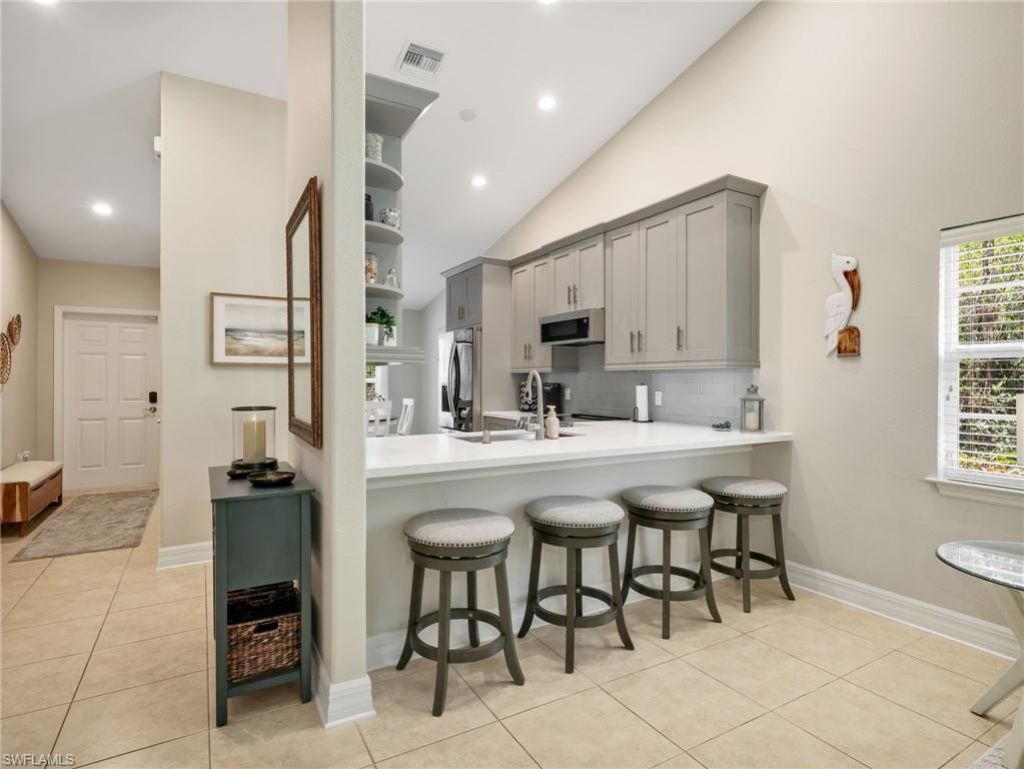 3515 Avion Woods Ct, Unit 801, Naples, FL 34104 Photo