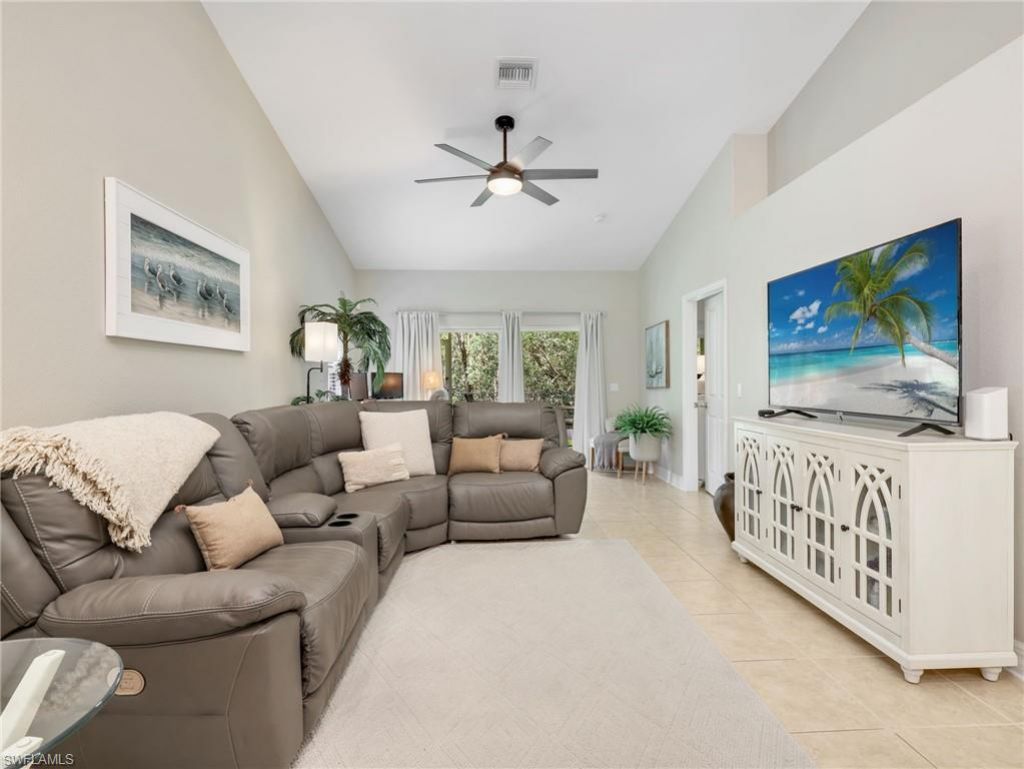 3515 Avion Woods Ct, Unit 801, Naples, FL 34104 Photo