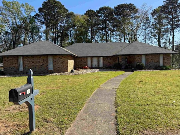 107 EVONSHIRE Drive, Arkadelphia, AR 71923