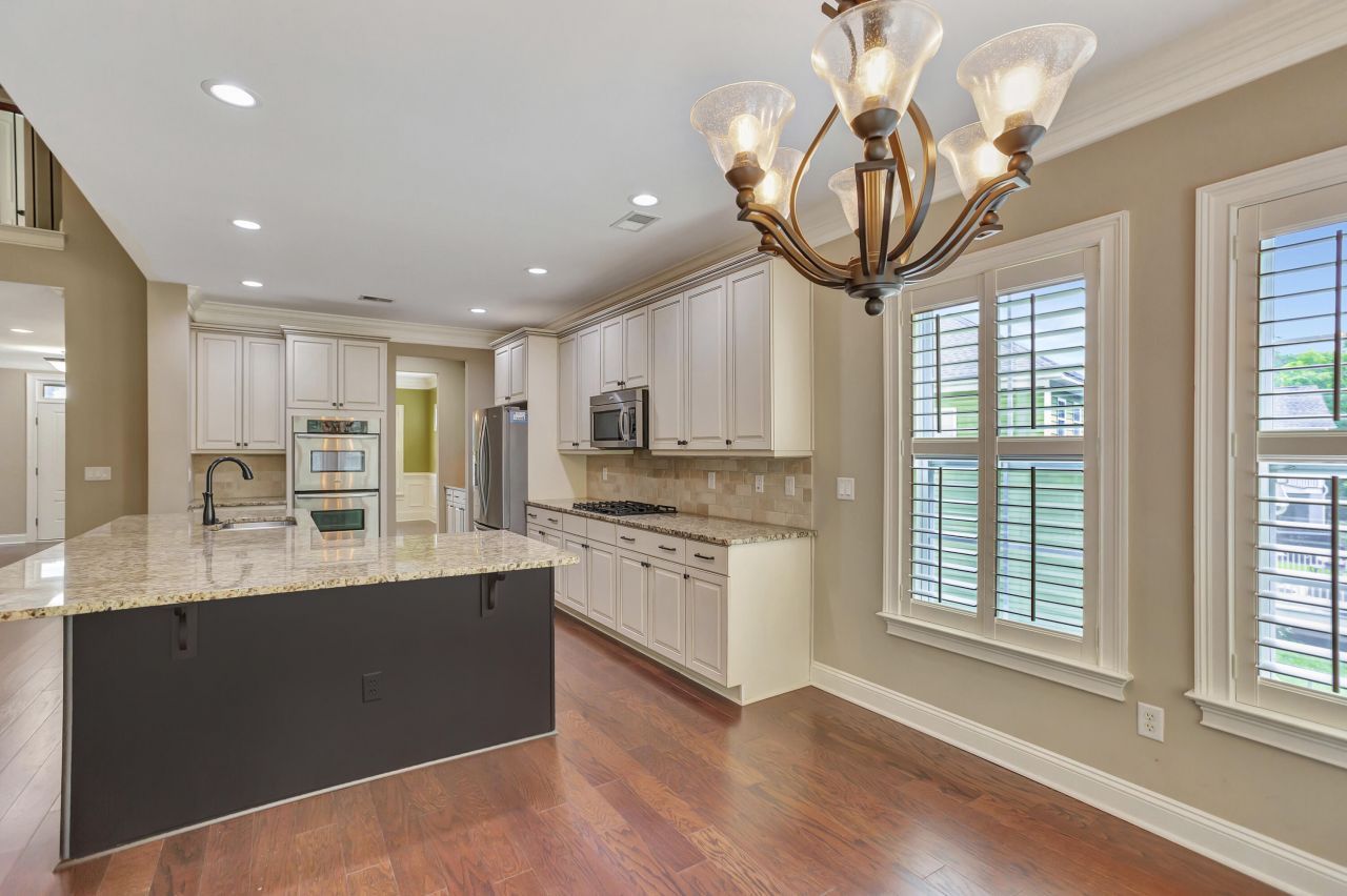 258 Silver Cypress Circle Photo 14