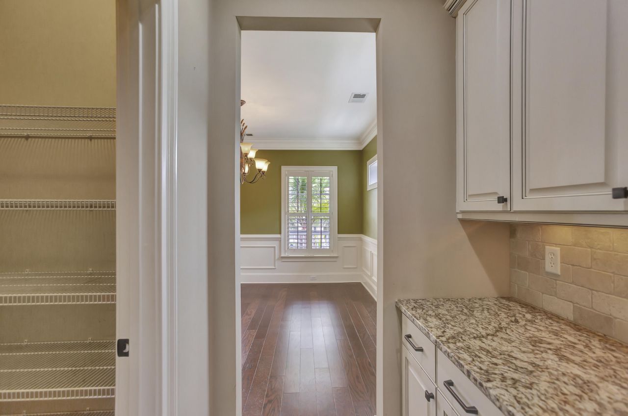 258 Silver Cypress Circle Photo 16