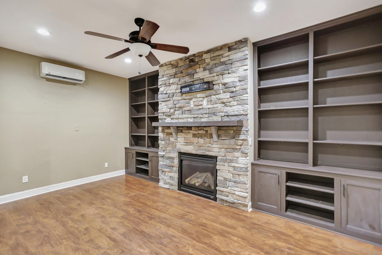 258 Silver Cypress Circle Photo 35