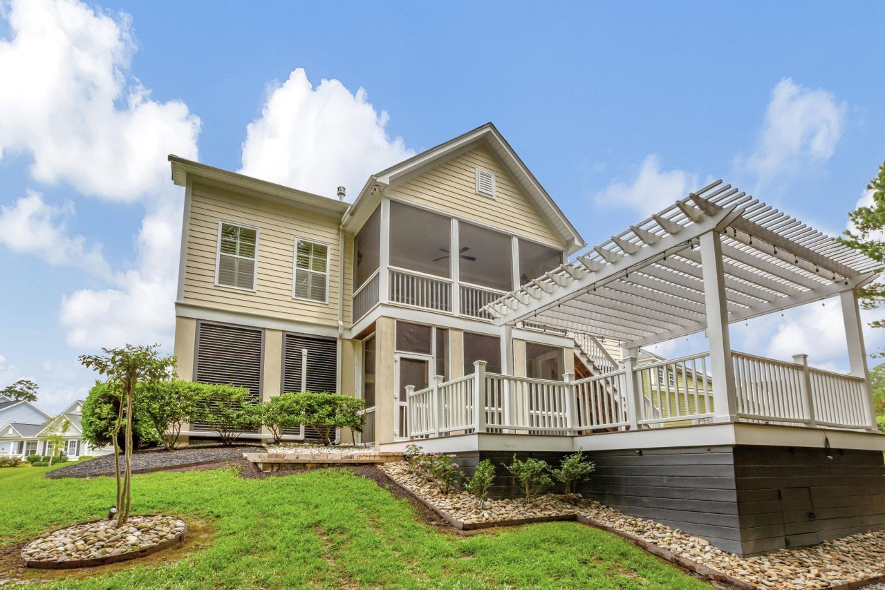 258 Silver Cypress Circle Photo 43