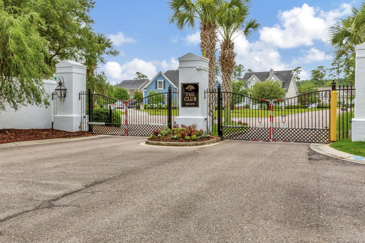 258 Silver Cypress Circle Photo 46