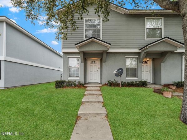 8446 MCGIRTS VILLAGE Lane, Jacksonville, FL 32210