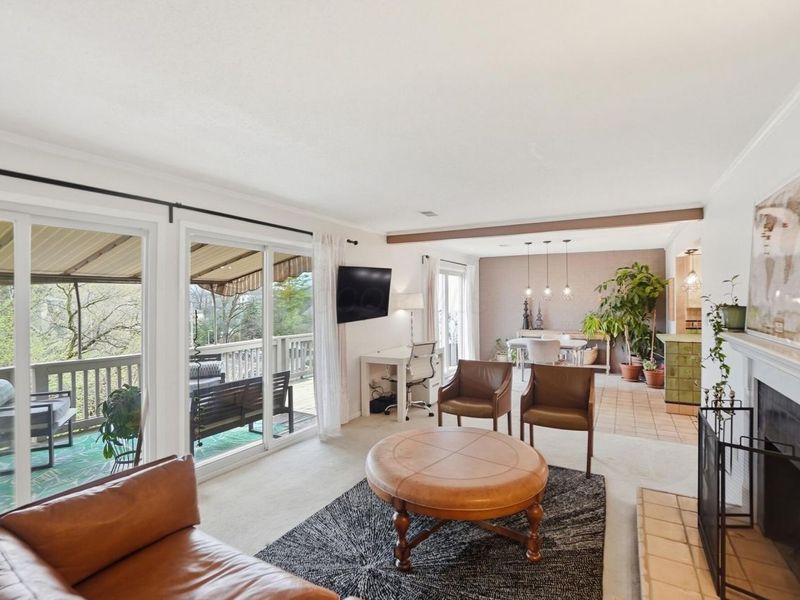 1404 Lake Shore Drive, Unit C, Columbus, OH 43204 Photo 2